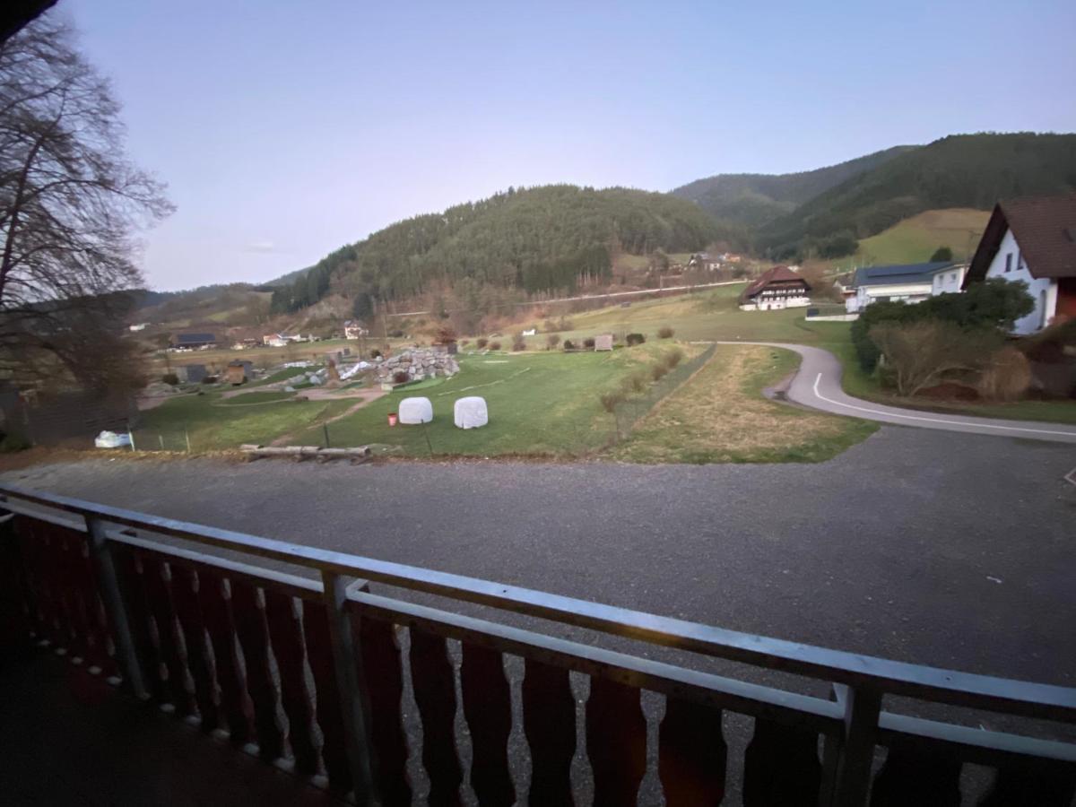 Gasthaus Roessle 古塔赫 外观 照片