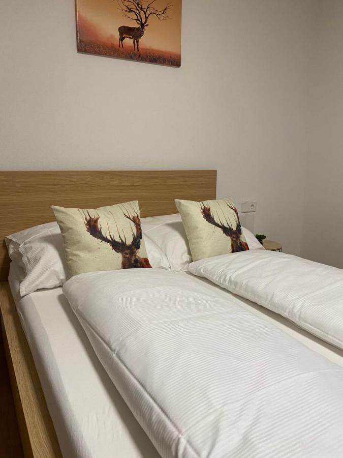 Gasthaus Roessle 古塔赫 外观 照片