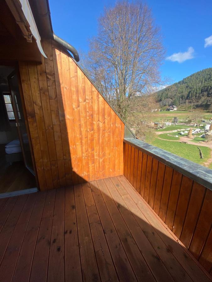 Gasthaus Roessle 古塔赫 外观 照片