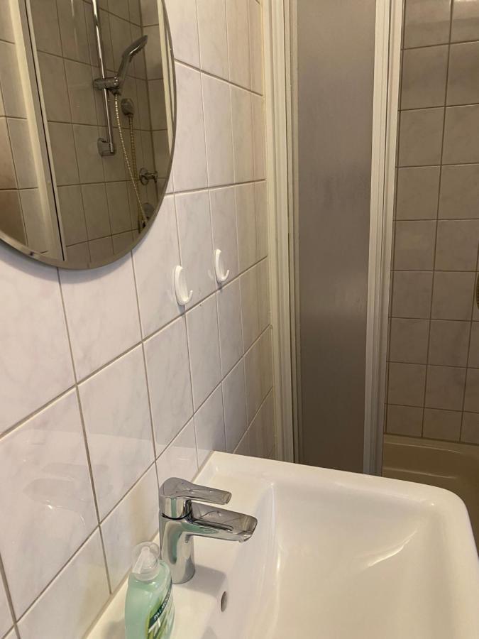 Gasthaus Roessle 古塔赫 外观 照片